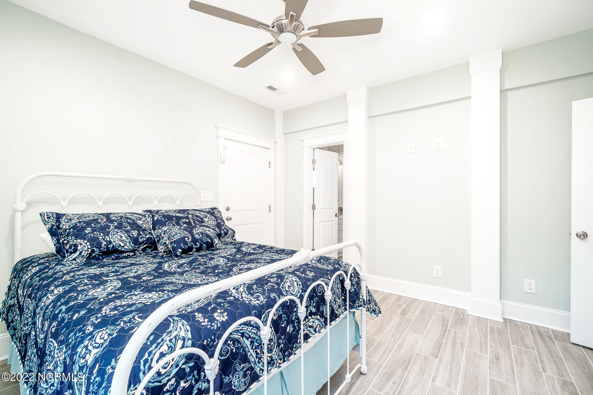 134 Ocean Bluff Drive Atlantic Beach, NC 28512 - Photo 39 of 64 Ground floor bedroom suite