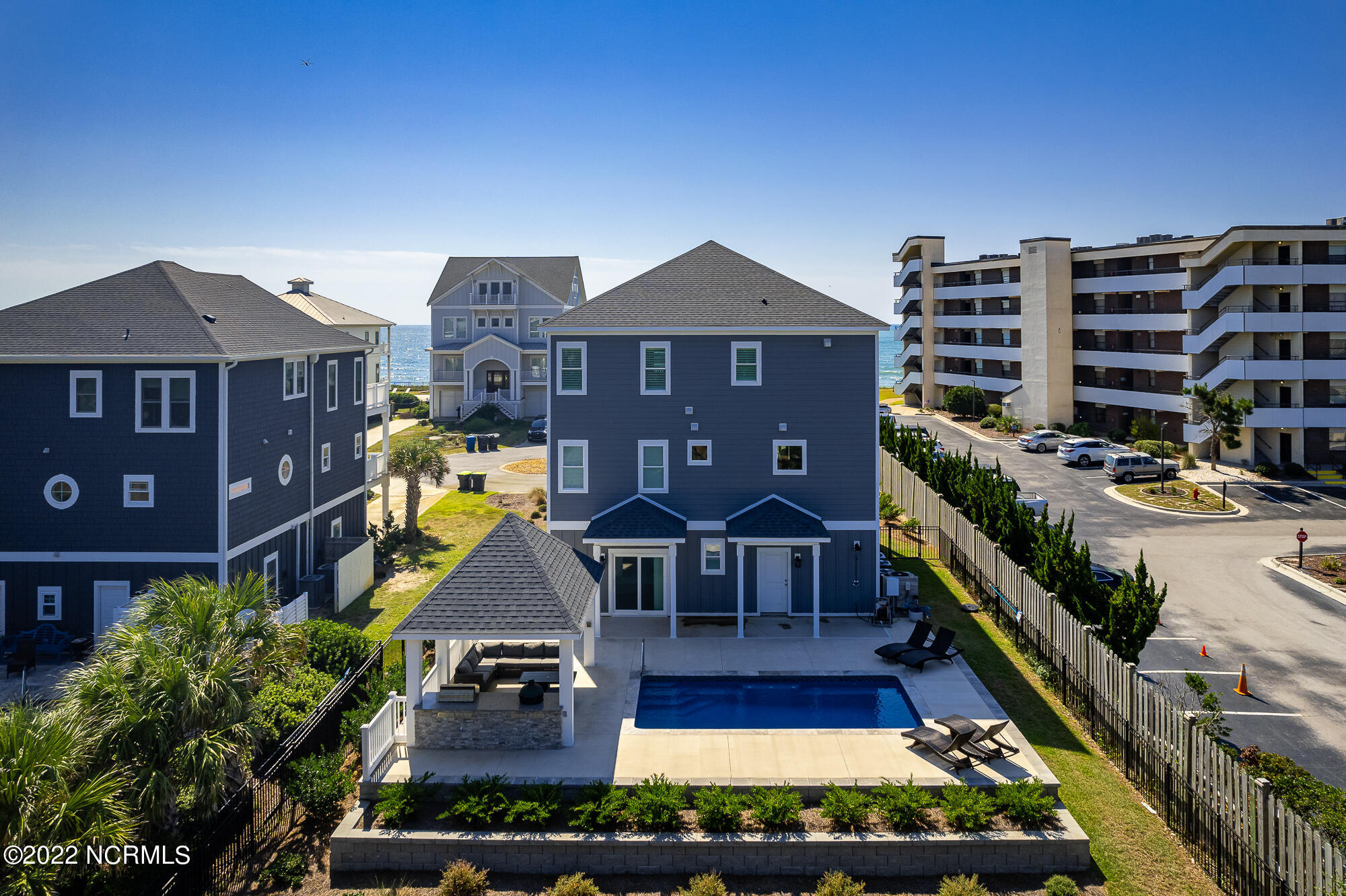 134 Ocean Bluff Drive Atlantic Beach, NC 28512 - Photo 57 of 64 Back of home