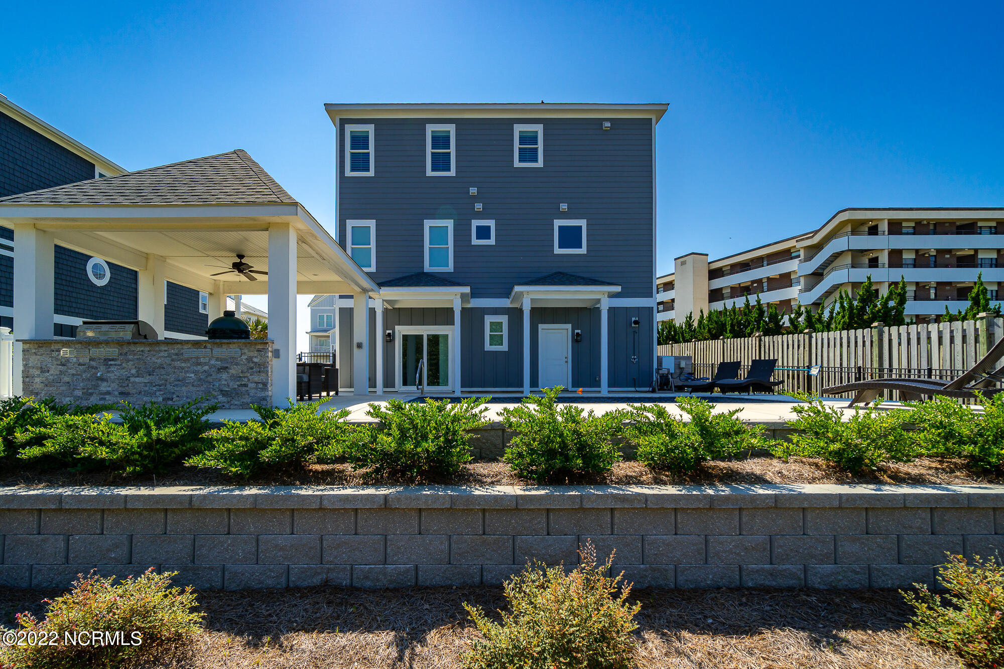 134 Ocean Bluff Drive Atlantic Beach, NC 28512 - Photo 59 of 64 Back of home