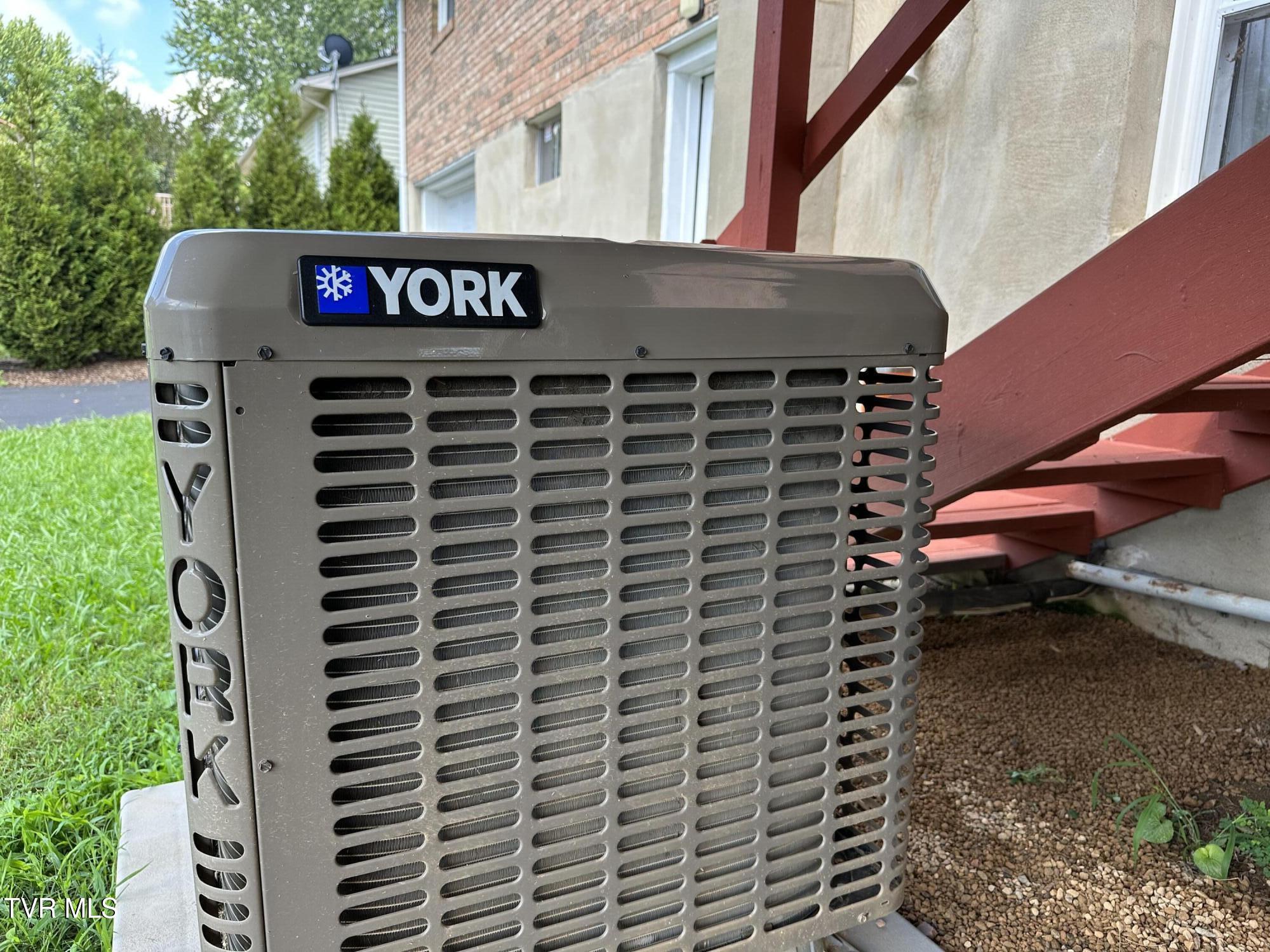 4617 Old Stage Road Kingsport, TN 37664 - Photo 107 of 122 YOUR HEAT PUMP