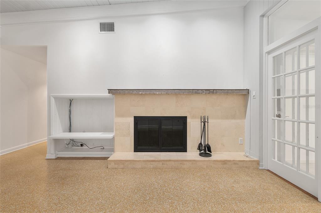 2111 Southwest 44th Avenue Gainesville, FL 32608 - Photo 11 of 92