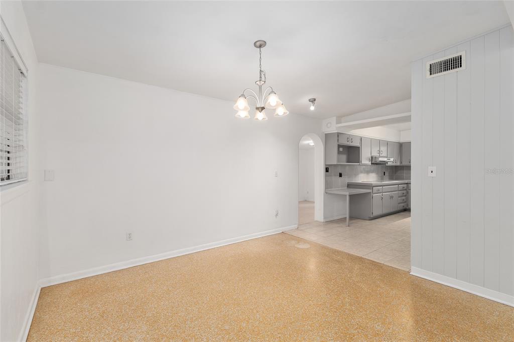 2111 Southwest 44th Avenue Gainesville, FL 32608 - Photo 20 of 92