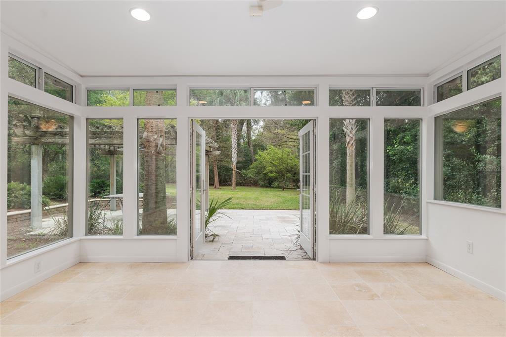 2111 Southwest 44th Avenue Gainesville, FL 32608 - Photo 2 of 92