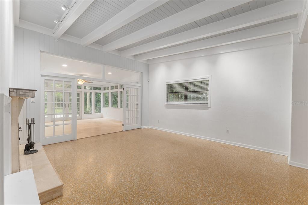 2111 Southwest 44th Avenue Gainesville, FL 32608 - Photo 7 of 92