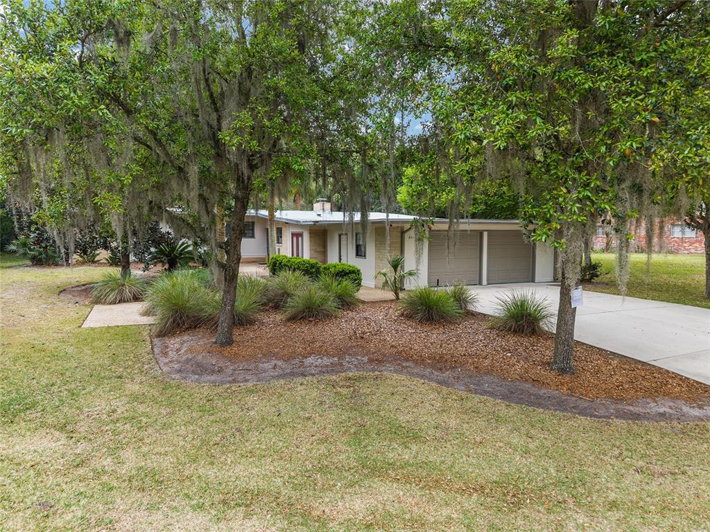 2111 Southwest 44th Avenue Gainesville, FL 32608 - Photo 76 of 92