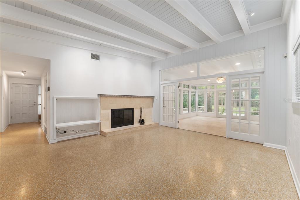 2111 Southwest 44th Avenue Gainesville, FL 32608 - Photo 10 of 92