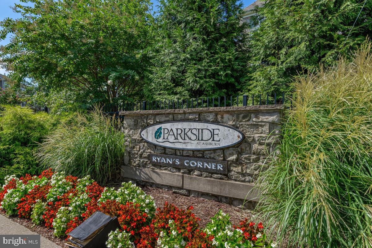 43579 Patching Pond Square Ashburn, VA 20147 - Photo 13 of 18 Community