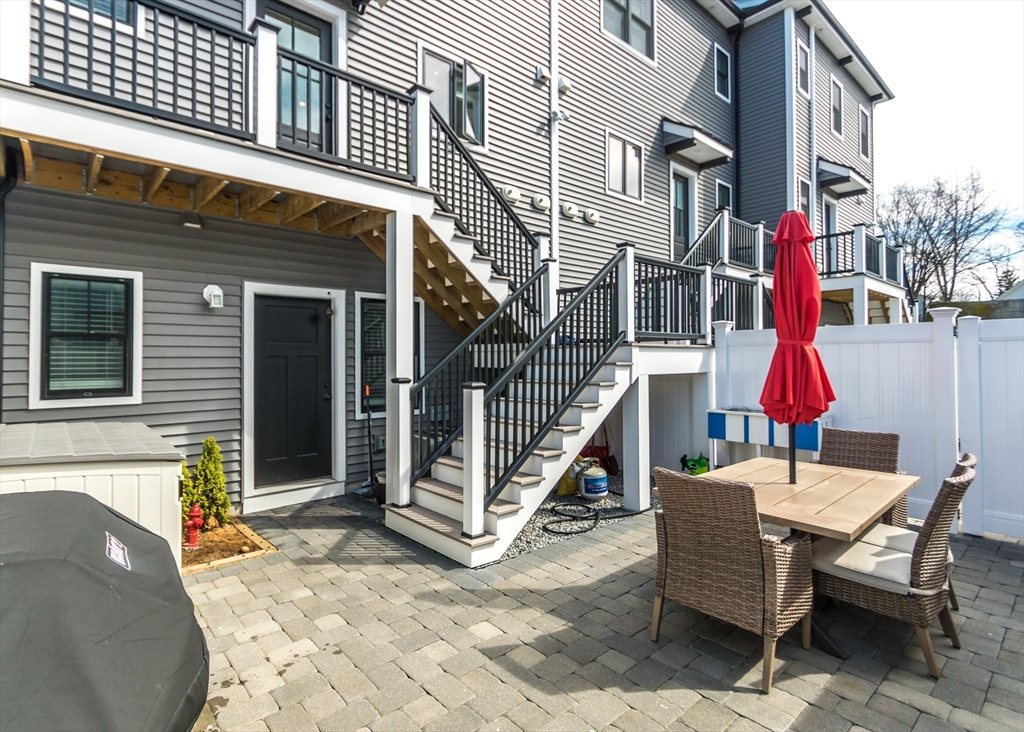 29 Cherry Street, Unit 2 Waltham, MA 02453 - Photo 27 of 32 a view of a house