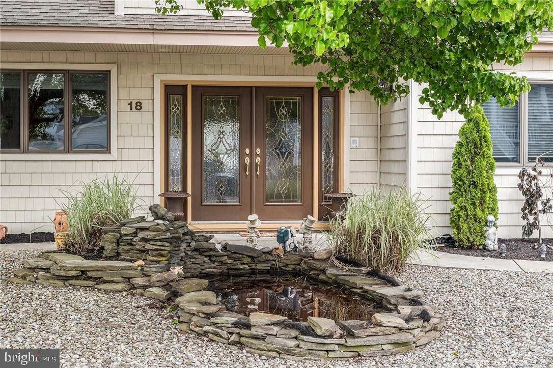18 Sands Point Road Waretown, NJ 08758 - Photo 3 of 56