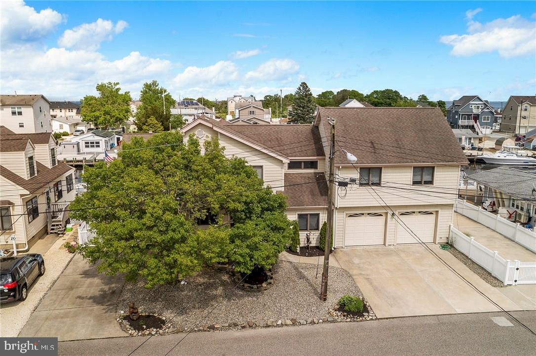 18 Sands Point Road Waretown, NJ 08758 - Photo 7 of 56