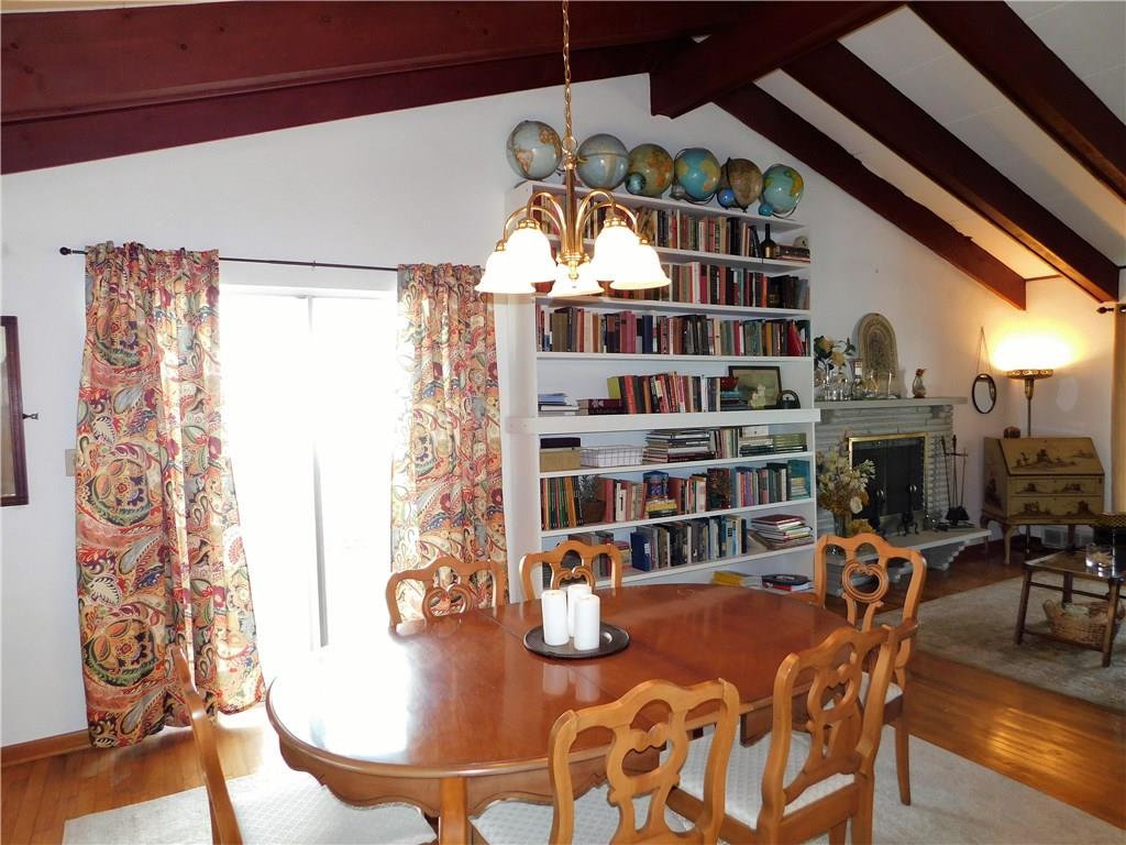 109 Meadow Spring Road Greensburg, PA 15601 - Photo 5 of 25 Family Sized Dining room