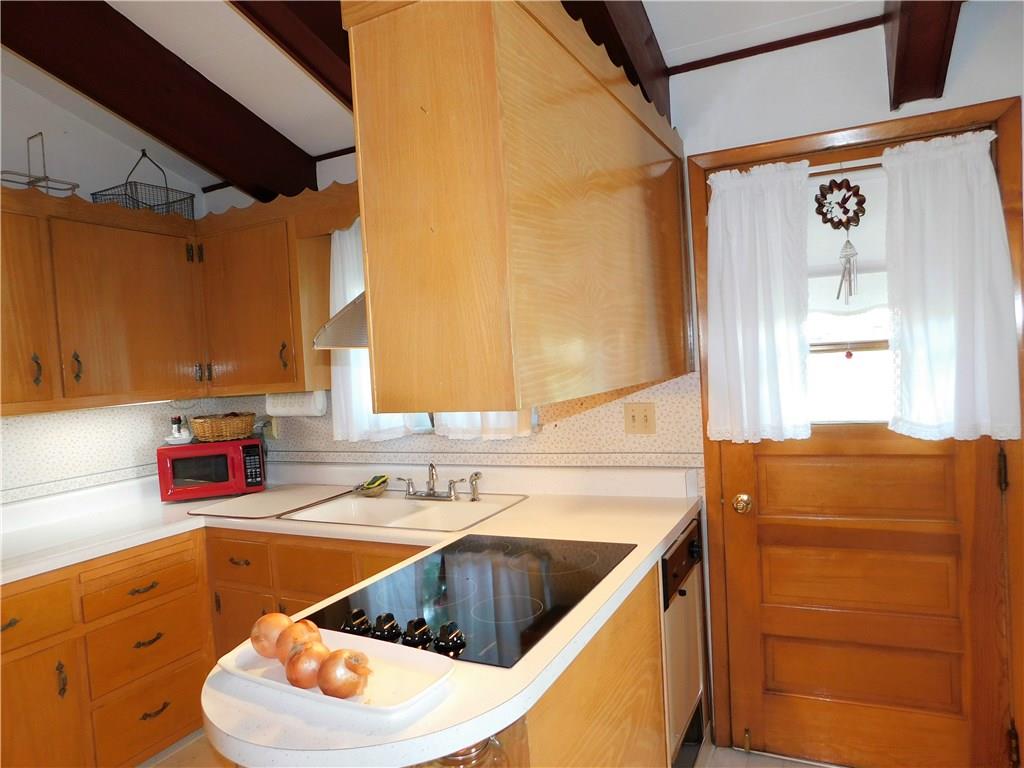 109 Meadow Spring Road Greensburg, PA 15601 - Photo 8 of 25 Dishwater let's you dash away after dinner