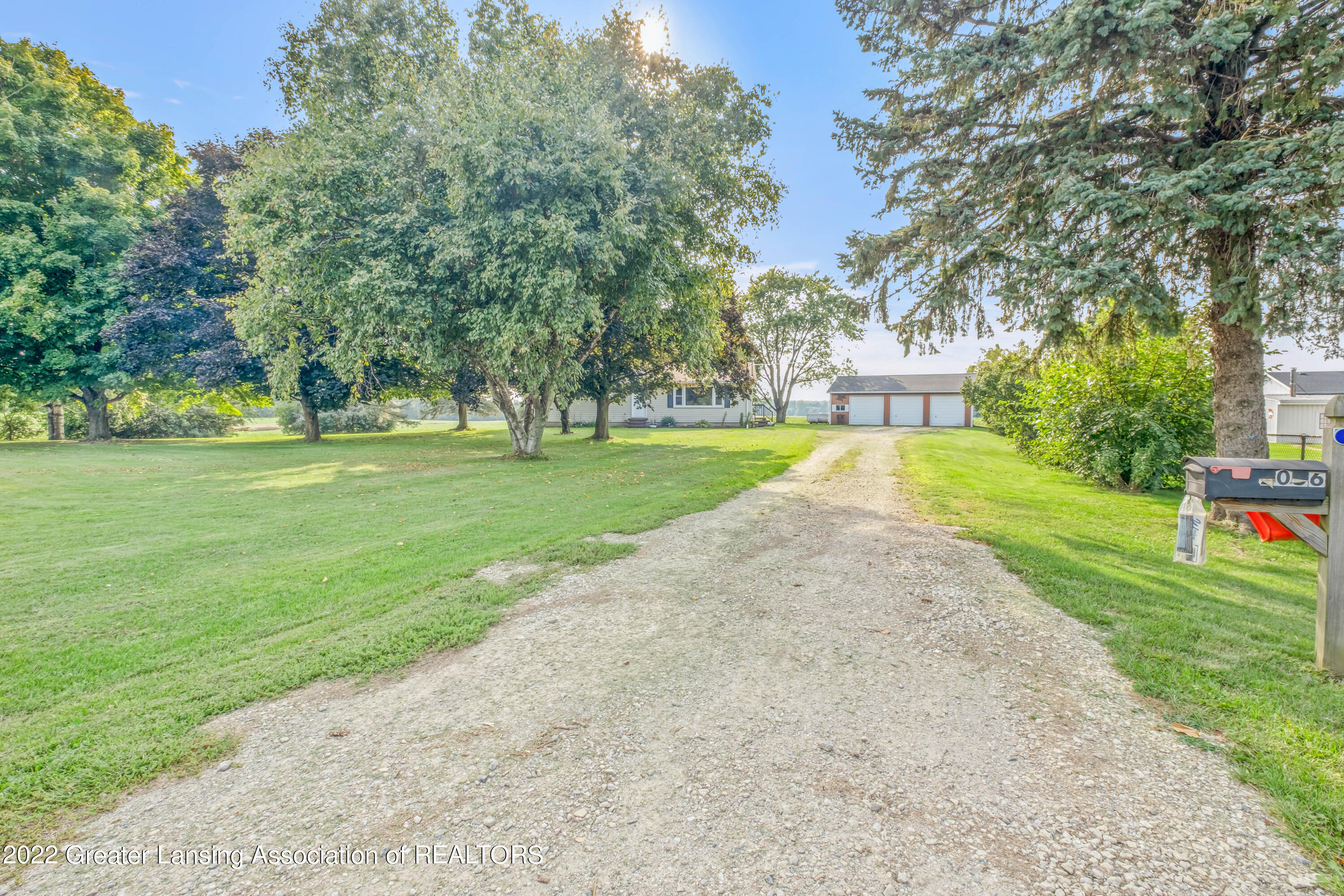2056 South Stine Road Charlotte, MI 48813 - Photo 6 of 32 Mediajett-1