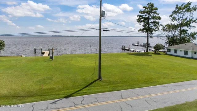 $375,000 | 1741 Bayview Road, Bath, NC 27808