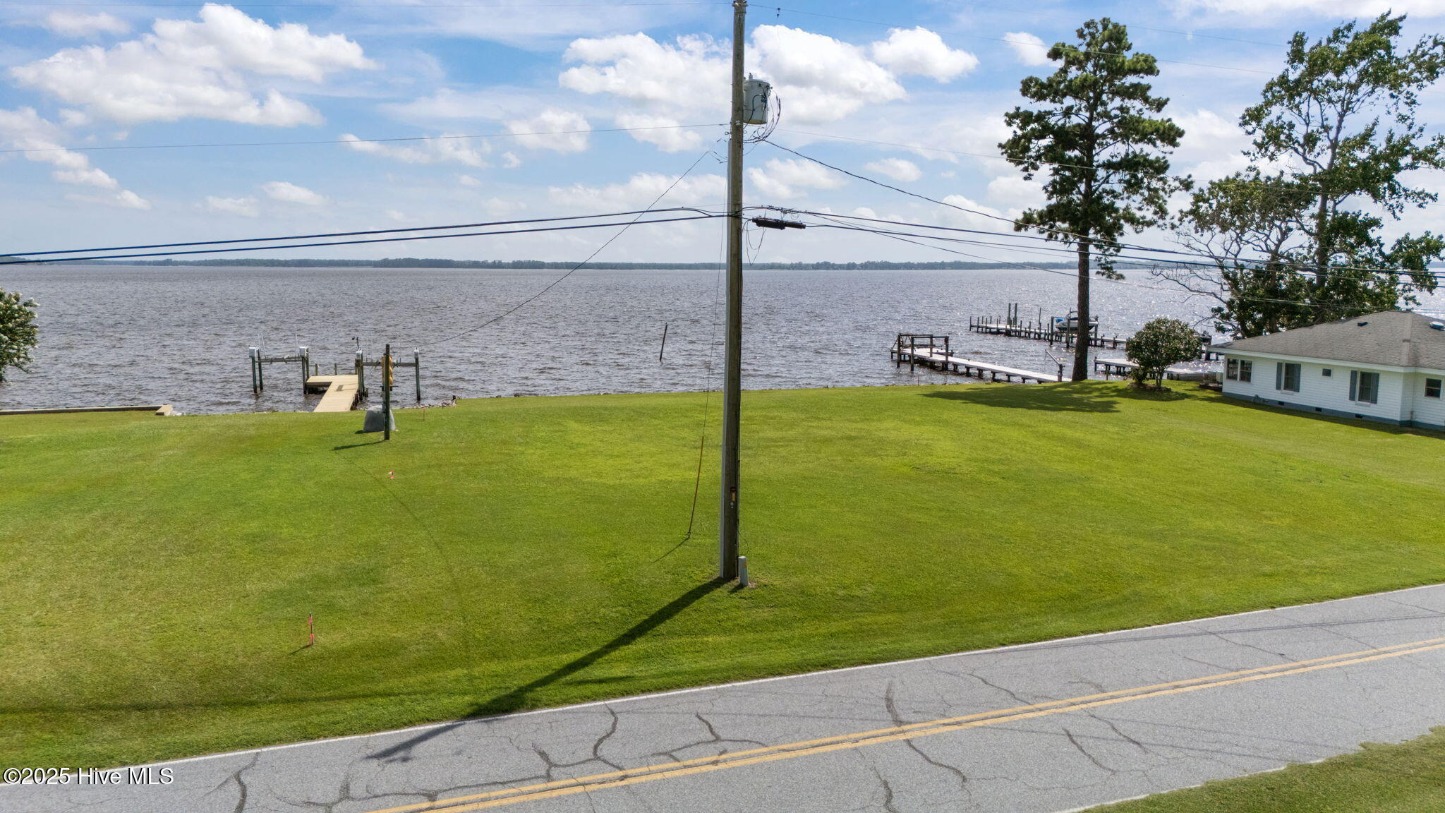 1741 Bayview Road Bath, NC 27808 - Photo 6 of 15 6-web-or-mls-DJI_20250717154740_0091_D