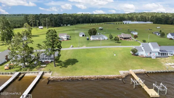 $345,000 | 1741 Bayview Road, Bath, NC 27808