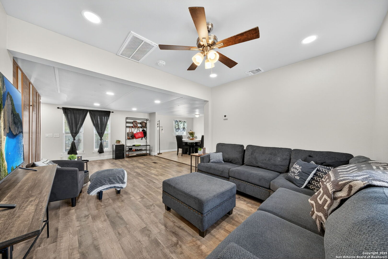 974 South Addison Street San Antonio, TX 78264 - Photo 9 of 37 a living room with furniture and a ceiling fan