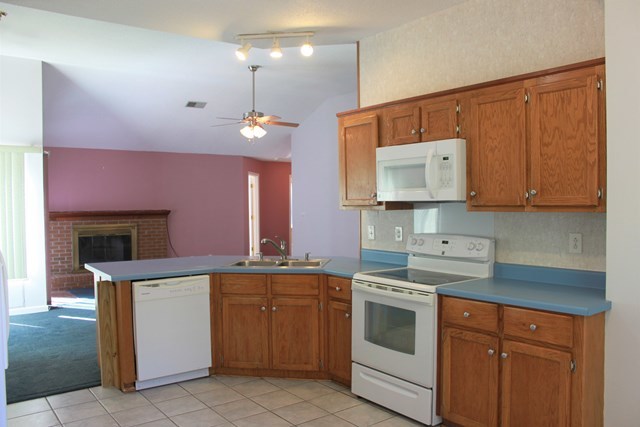 207 Ridgestone Drive Warner Robins, GA 31088 - Photo 5 of 20 Additional Photo