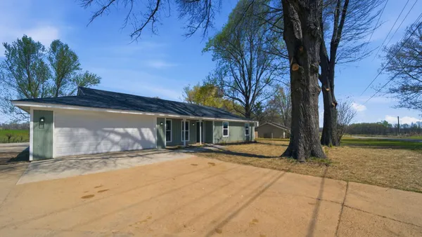 $315,000 | 1254 Burnett Lane, Covington, TN 38019