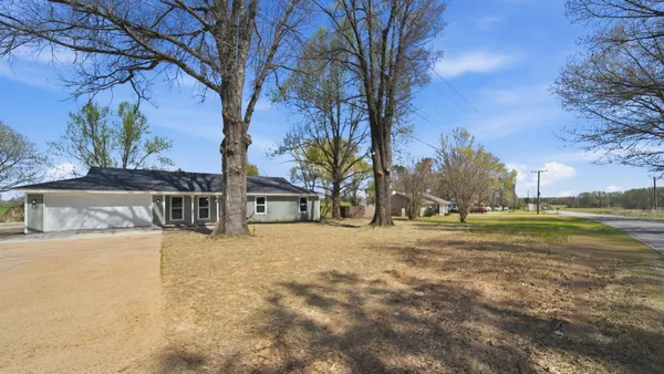 $315,000 | 1254 Burnett Lane, Covington, TN 38019