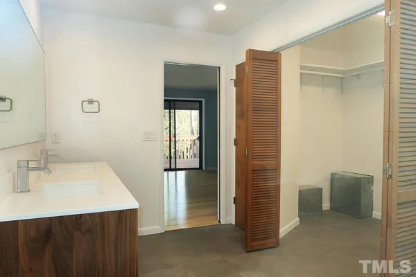 $3,799 | 630 Bayberry Drive, Chapel Hill, NC 27517