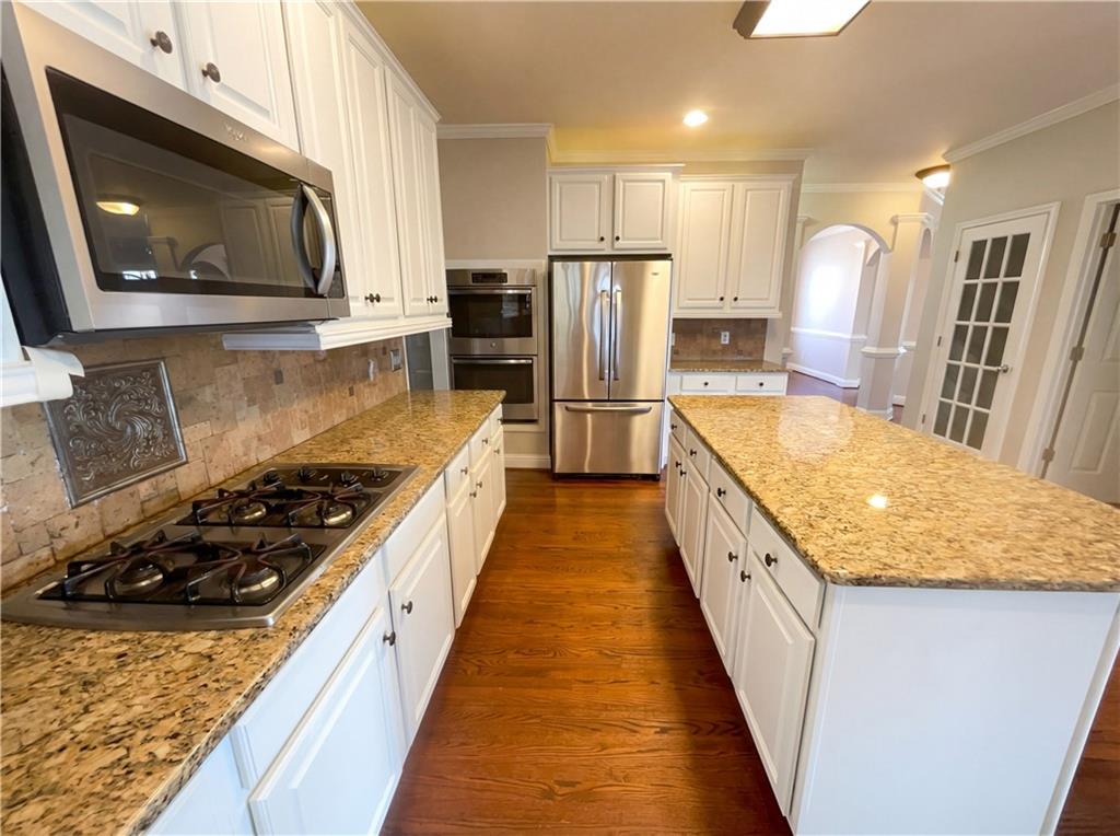 525 Waterside Court Canton, GA 30114 - Photo 14 of 40