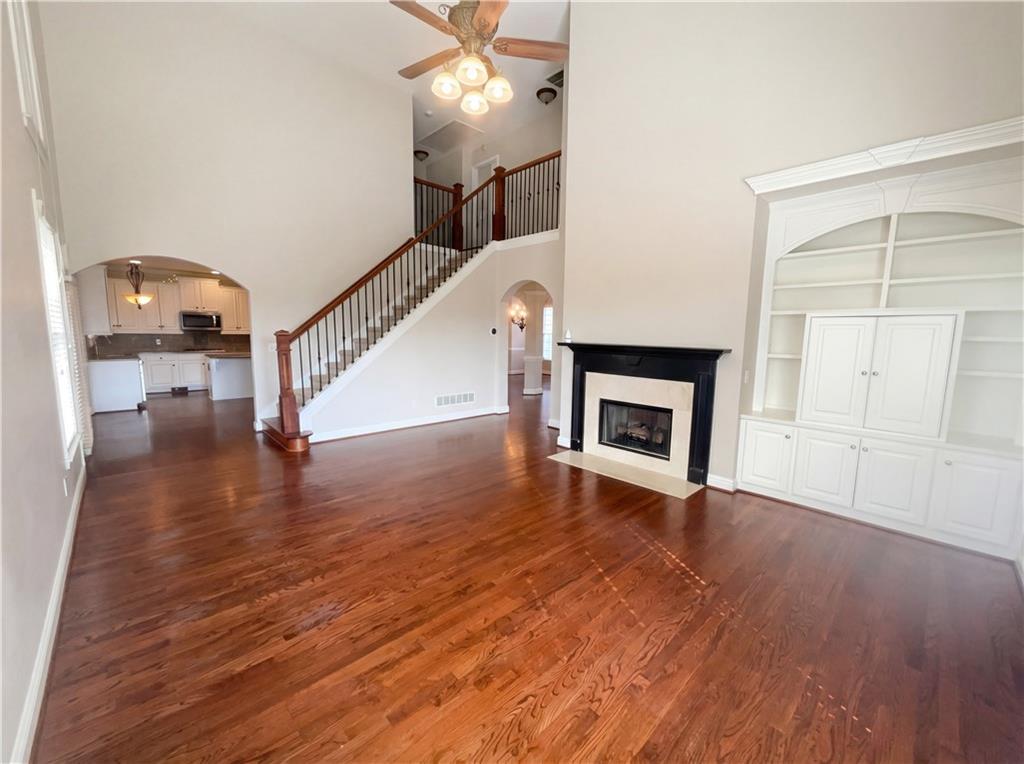 525 Waterside Court Canton, GA 30114 - Photo 2 of 40