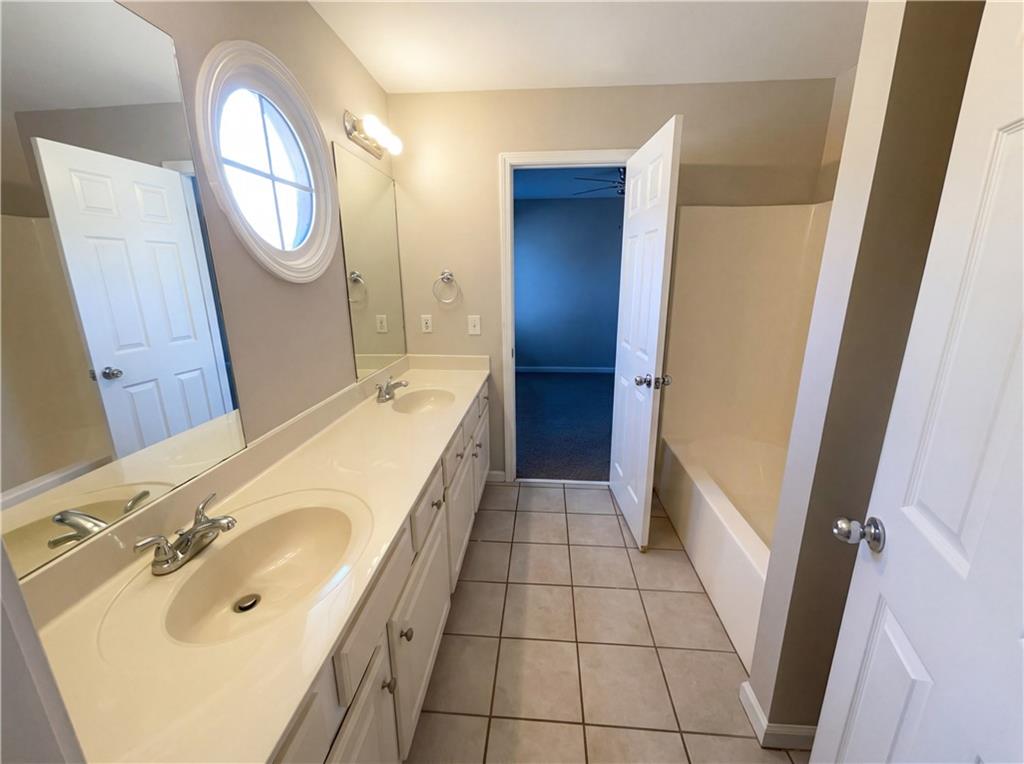 525 Waterside Court Canton, GA 30114 - Photo 28 of 40