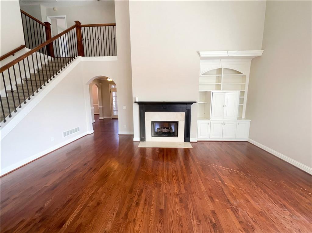525 Waterside Court Canton, GA 30114 - Photo 7 of 40