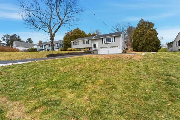$699,000 | 38 Juniper Lane, Holden, MA 01520