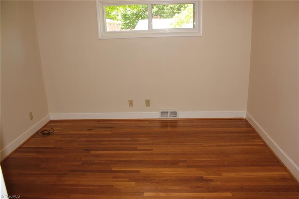 1515 Berwick Road Southwest Winston-Salem, NC 27103 - Photo 20 of 29 Gallery Image 20