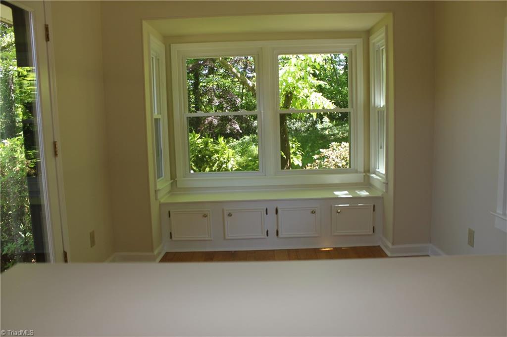 1515 Berwick Road Southwest Winston-Salem, NC 27103 - Photo 8 of 29 Gallery Image 8