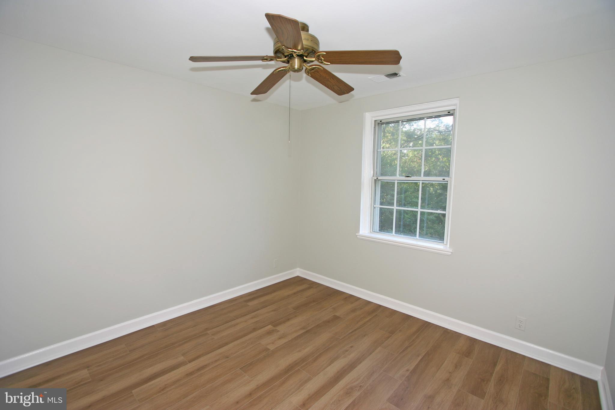 4907 29th Road South, Unit B1 Arlington, VA 22206 - Photo 12 of 20 Bedroom