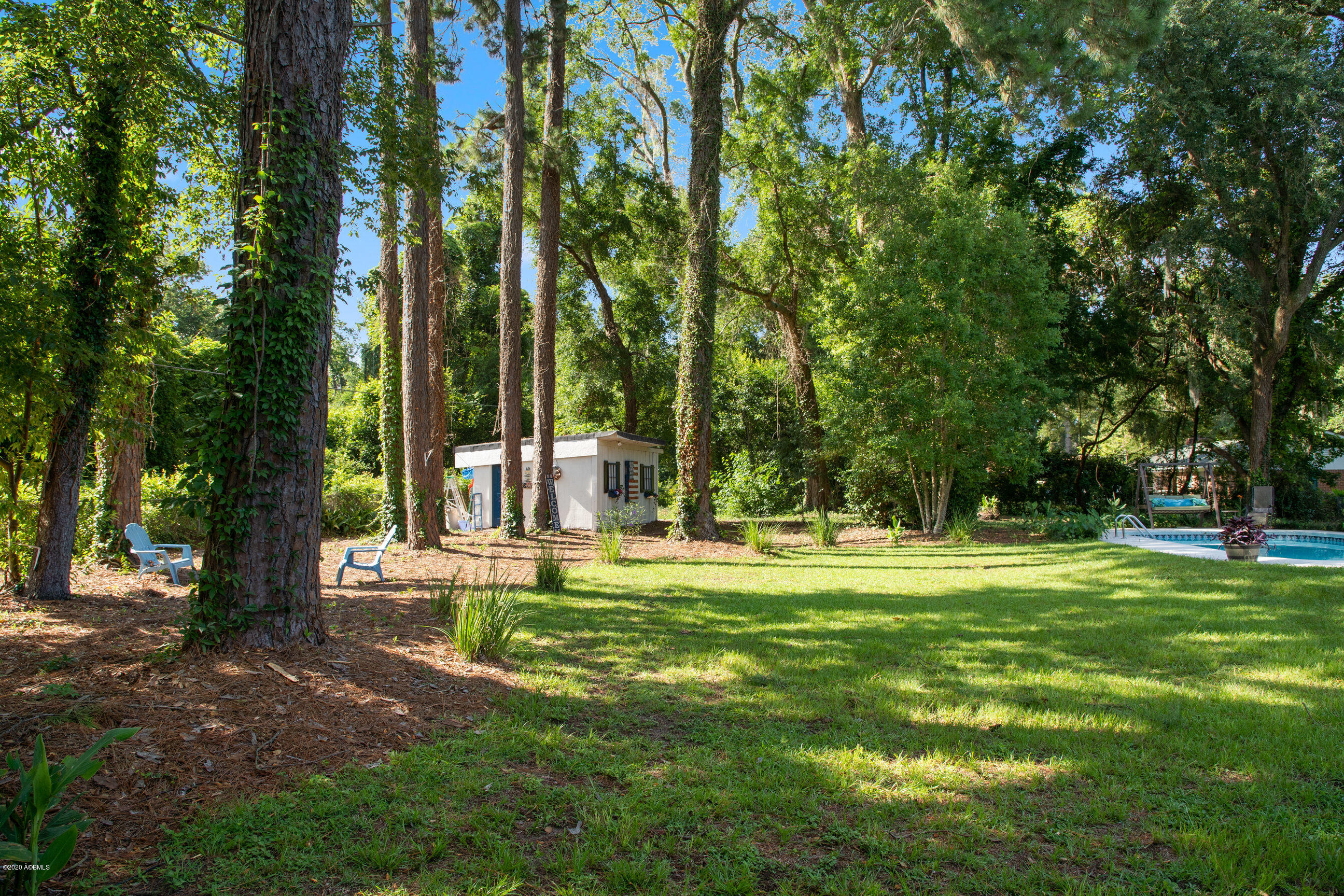 1513 Riverside Drive Beaufort, SC 29902 - Photo 25 of 32 Fully Fenced Yard