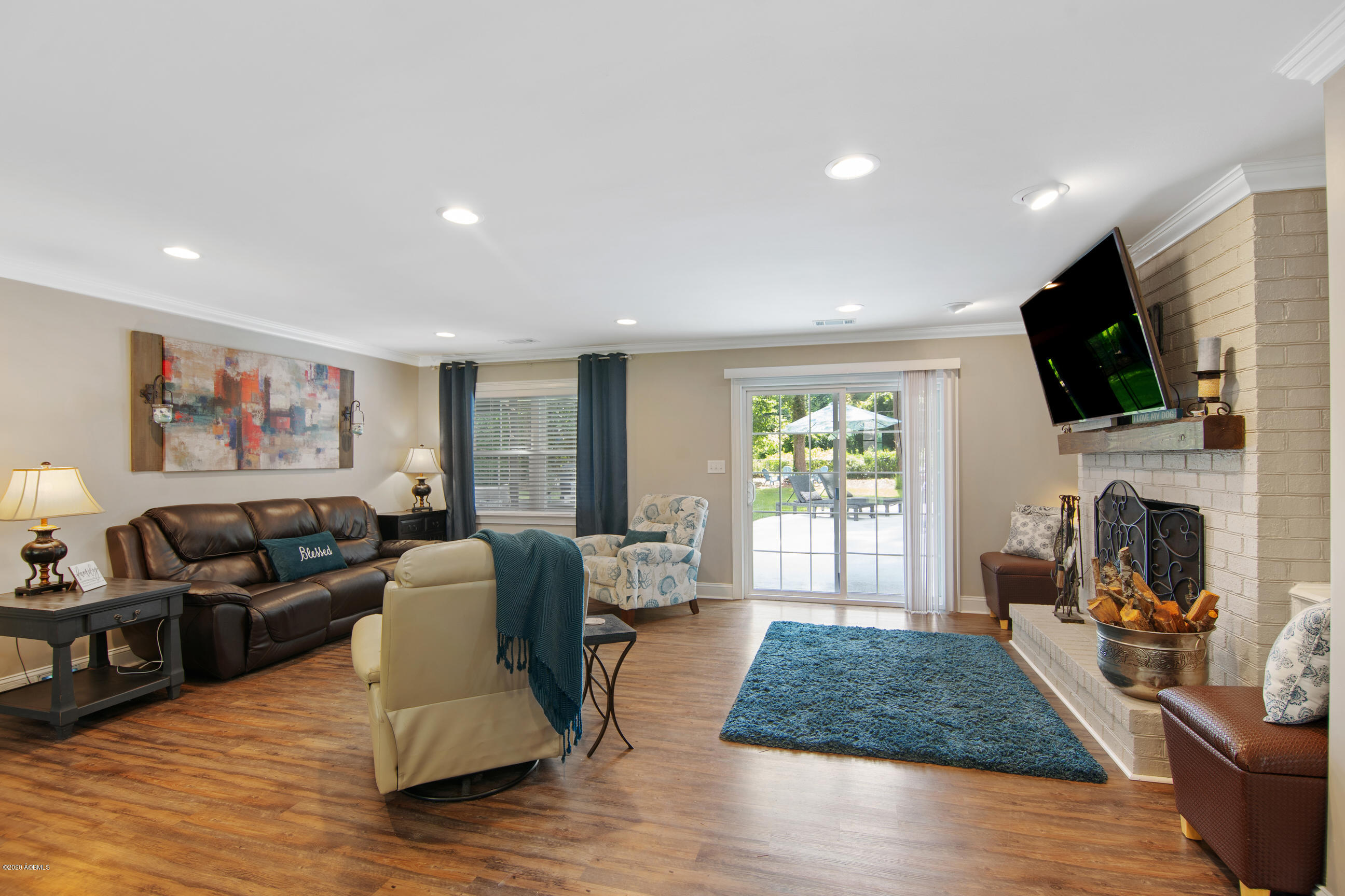 1513 Riverside Drive Beaufort, SC 29902 - Photo 4 of 32 Open Concept