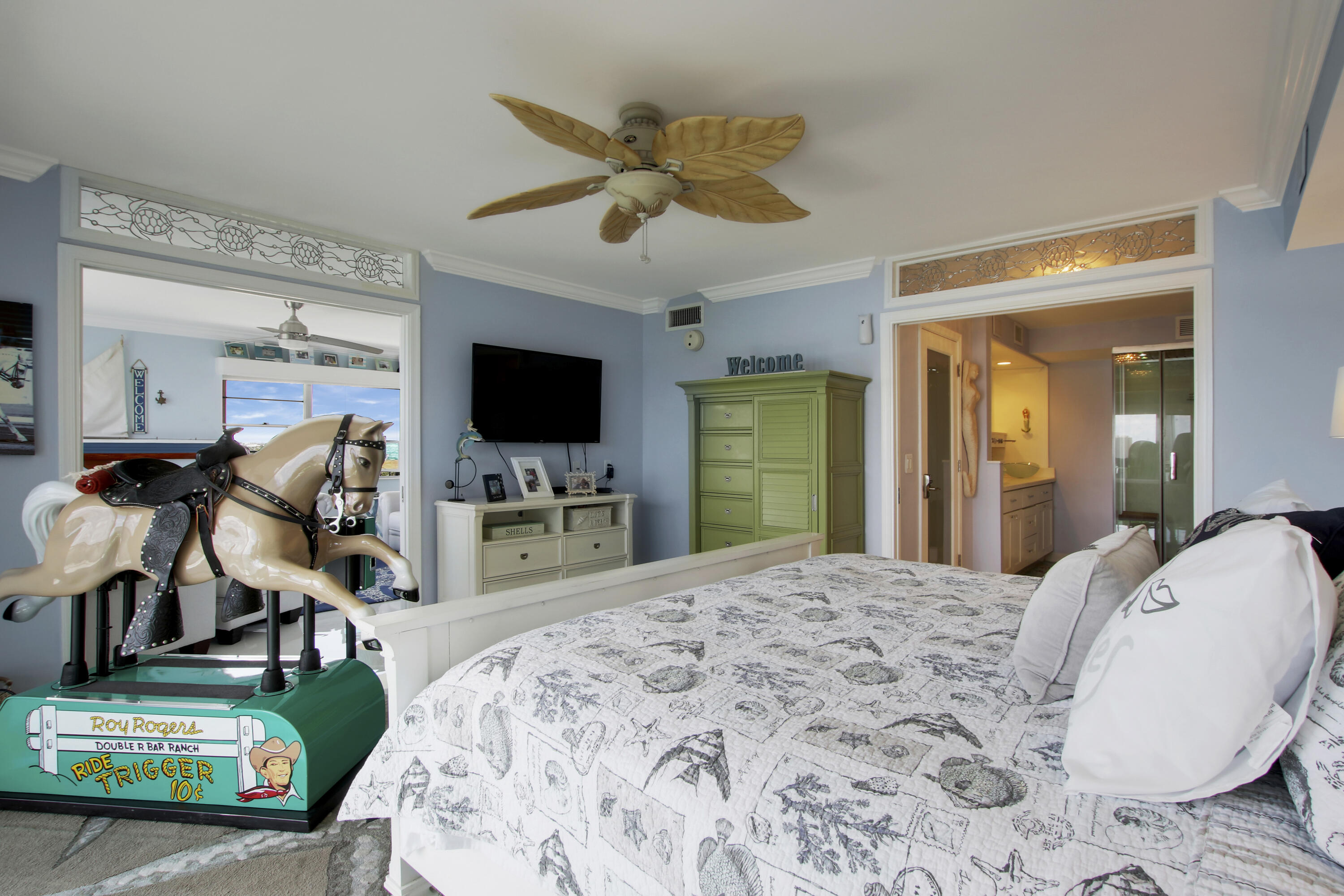 3040 Lake Shore Drive, Unit 805 Riviera Beach, FL 33404 - Photo 14 of 36 House-85
