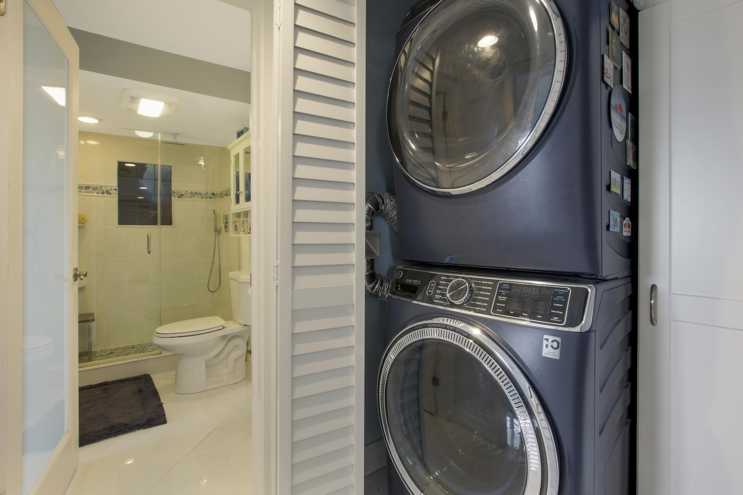 3040 Lake Shore Drive, Unit 805 Riviera Beach, FL 33404 - Photo 21 of 36 House-92