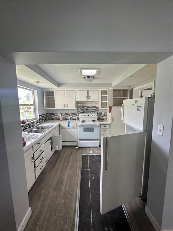 5323 Carlton Road New Port Richey, FL 34652 - Photo 4 of 11 Gallery Image 4