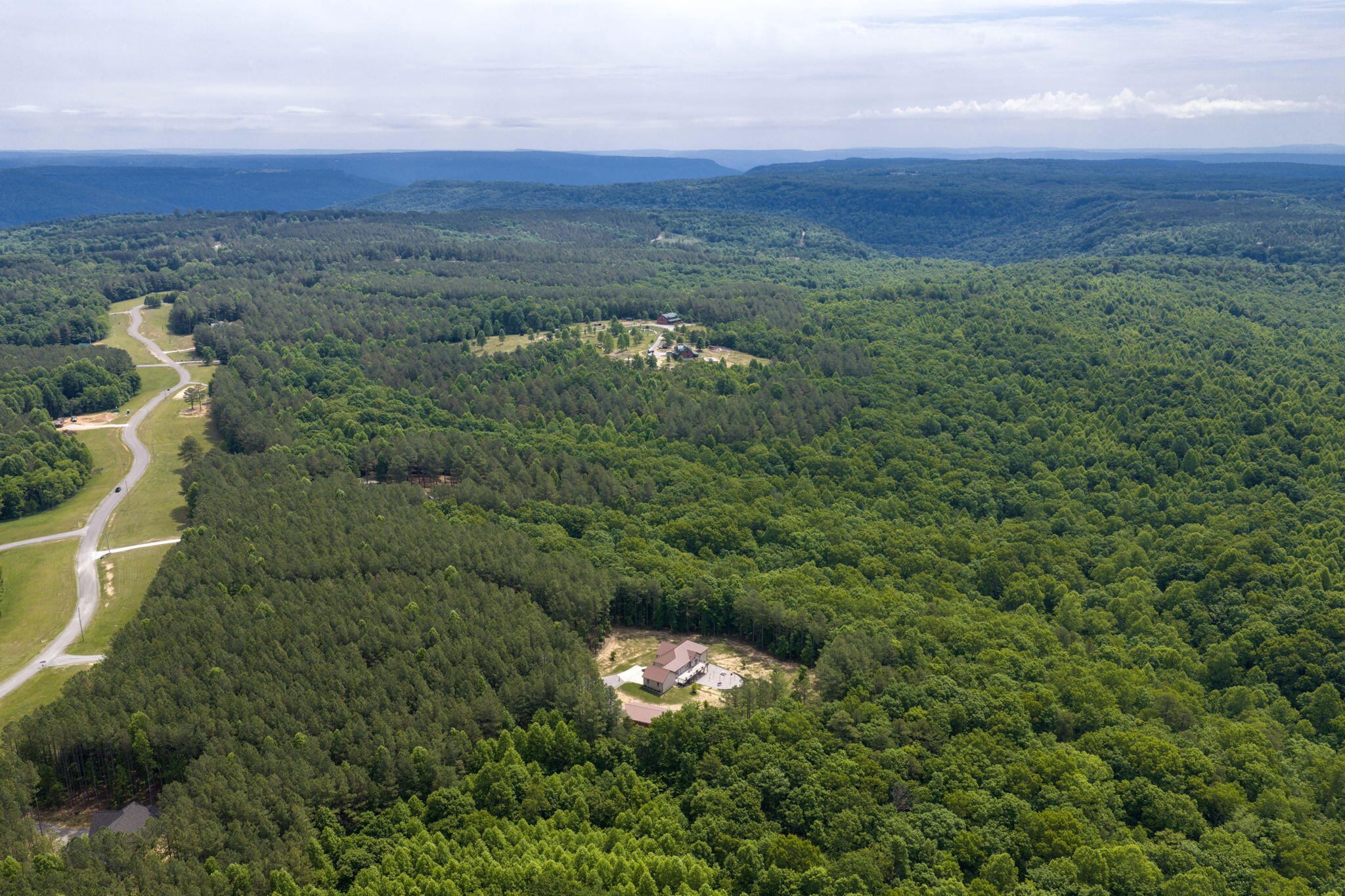 655 Thunder Ridge South Pittsburg, TN 37380 - Photo 35 of 108 12-web-or-mls-DJI_20260519115732_0707_D-