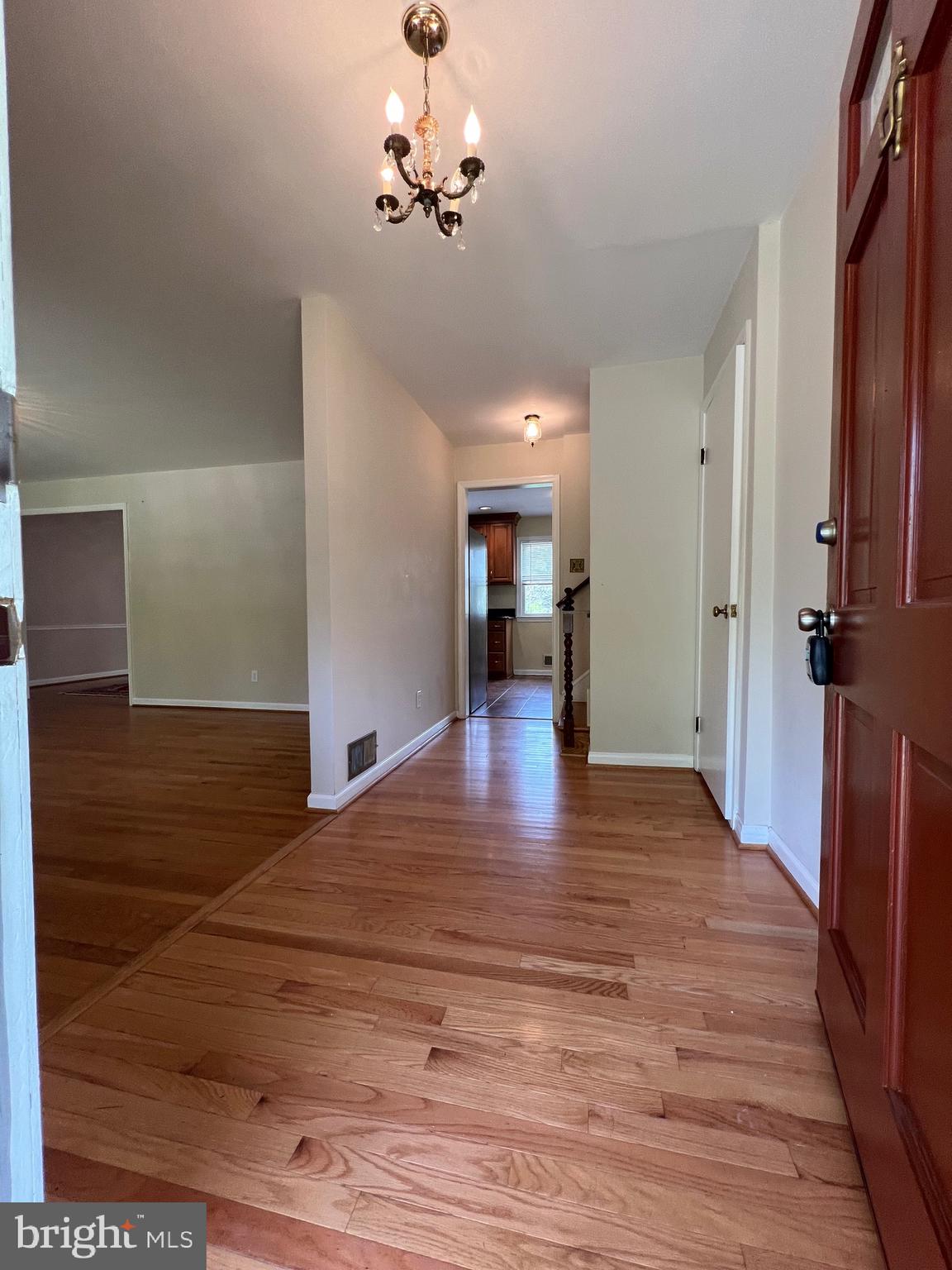 6825 Ridgeway Drive Springfield, VA 22150 - Photo 11 of 33 a view of a room with wooden floor