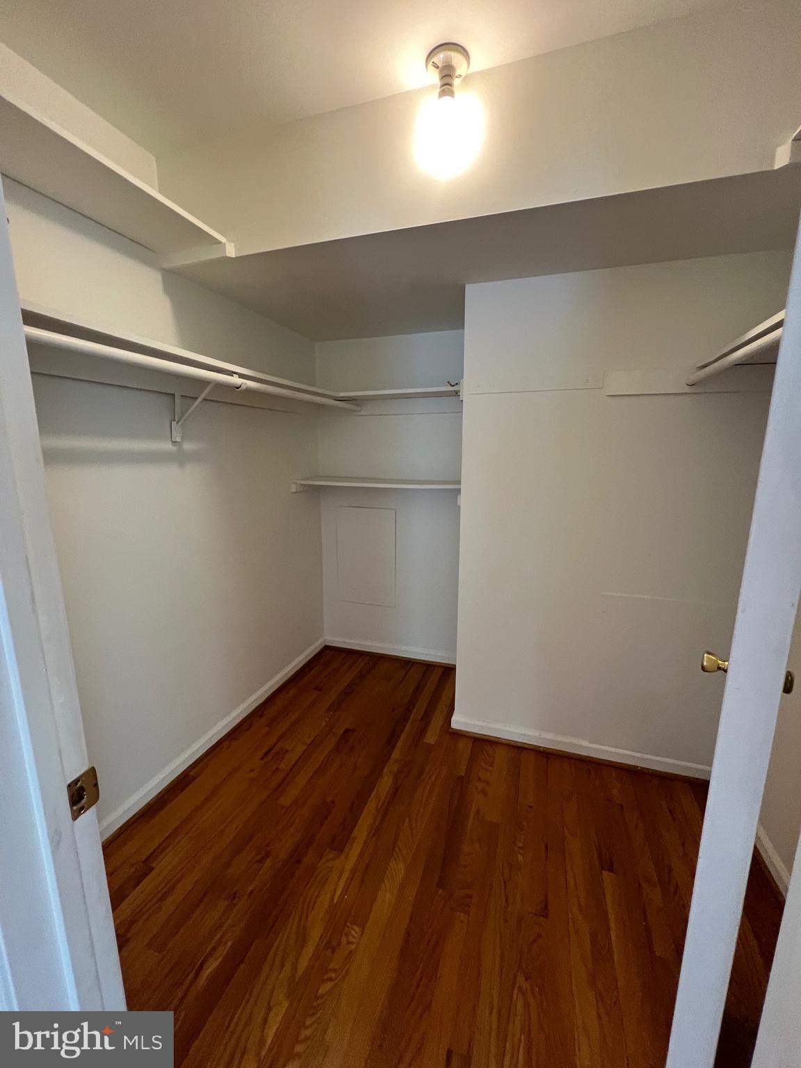 6825 Ridgeway Drive Springfield, VA 22150 - Photo 22 of 33 a view of a room with wooden floor
