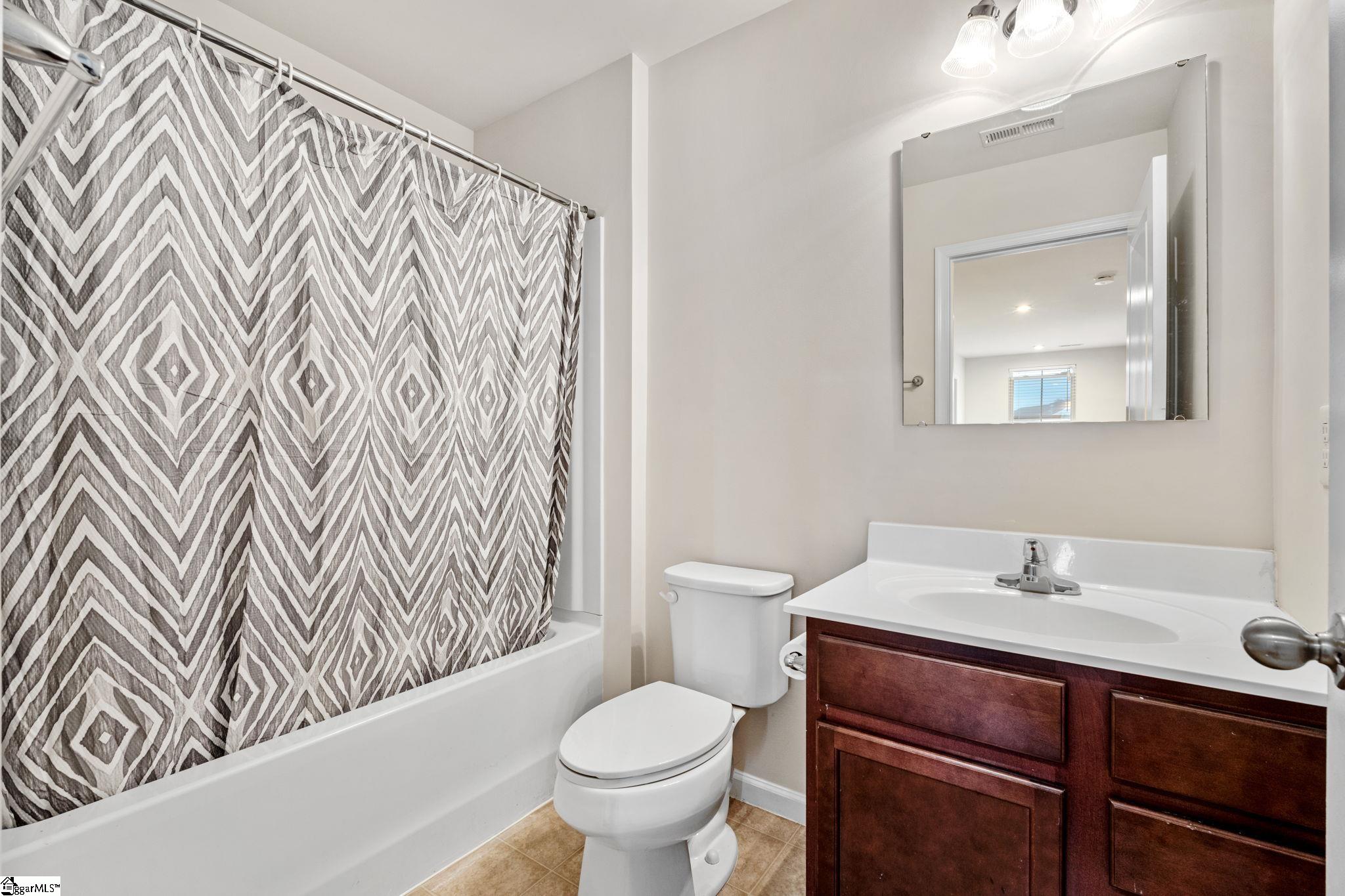 6 Tattershall Road Greenville, SC 29605 - Photo 24 of 33