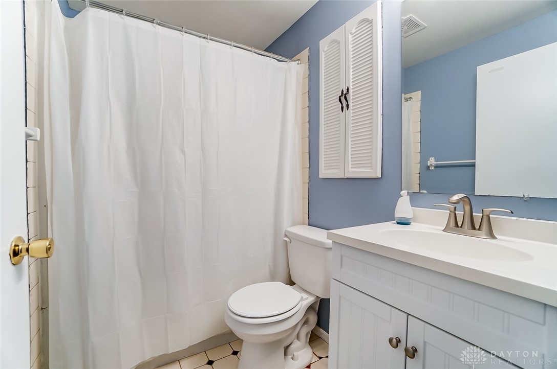 6543 Highbury Road Huber Heights, OH 45424 - Photo 22 of 38