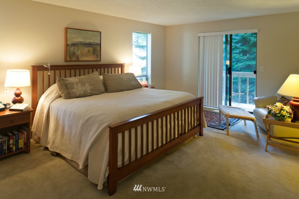 621 Canyon View Road Bellingham, WA 98225 - Photo 11 of 15 a bedroom with a bed and a window