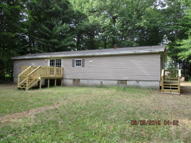 439 East Tyler Road Muskegon, MI 49445 - Photo 2 of 13 IMG_3434