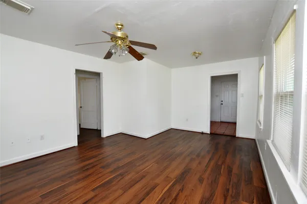 $1,400 | 7038 Quince Street, Houston, TX 77087