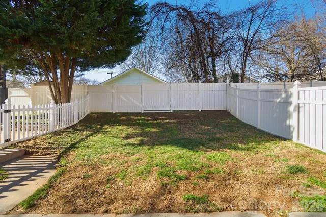 $435,000 | 1905 Stroud Park Court, Charlotte, NC 28206