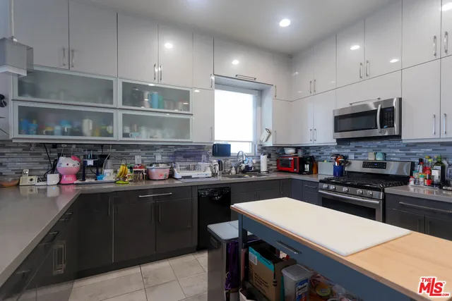 $1,699,000 | 1670 Asbury Drive, Pasadena, CA 91104