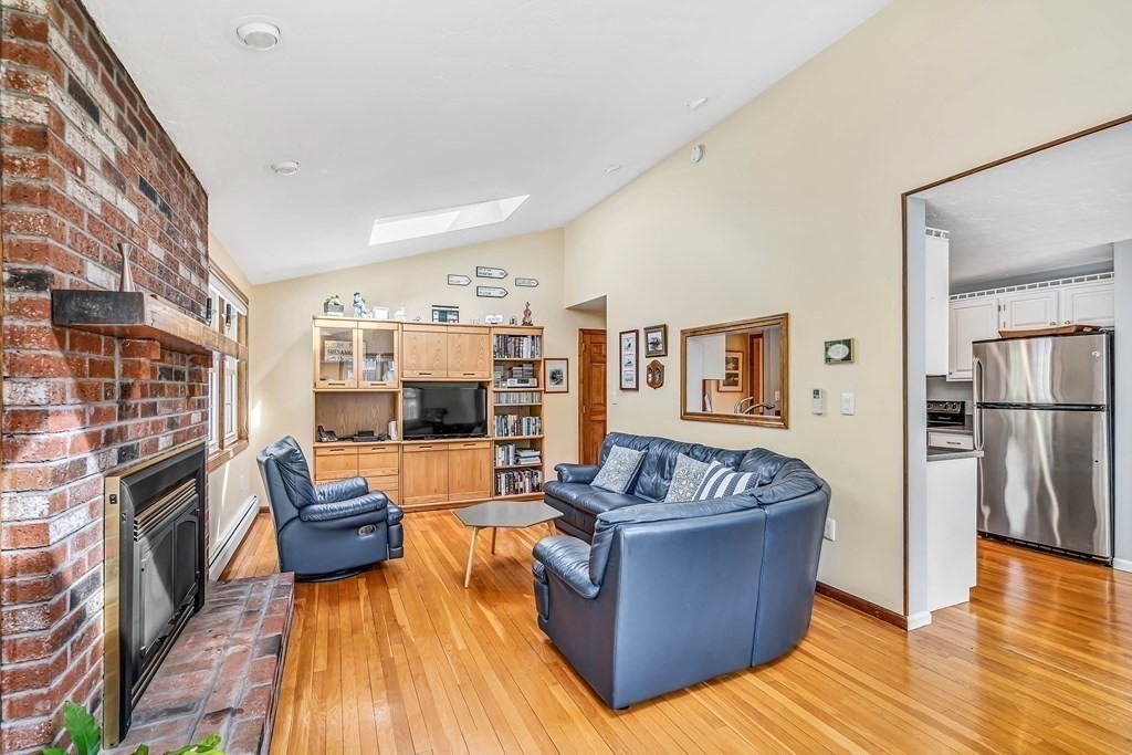 15 Joseph Road Northborough, MA 01532 - Photo 11 of 42 Gallery Image 11