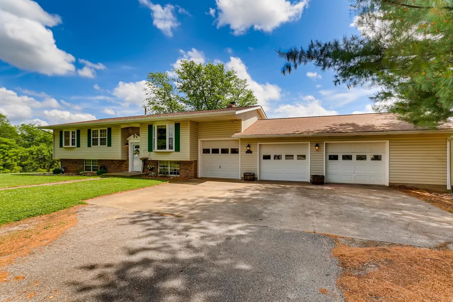 6925 Benthall Road Mount Vernon, IN 47620 - Photo 3 of 36 Gallery Image 3